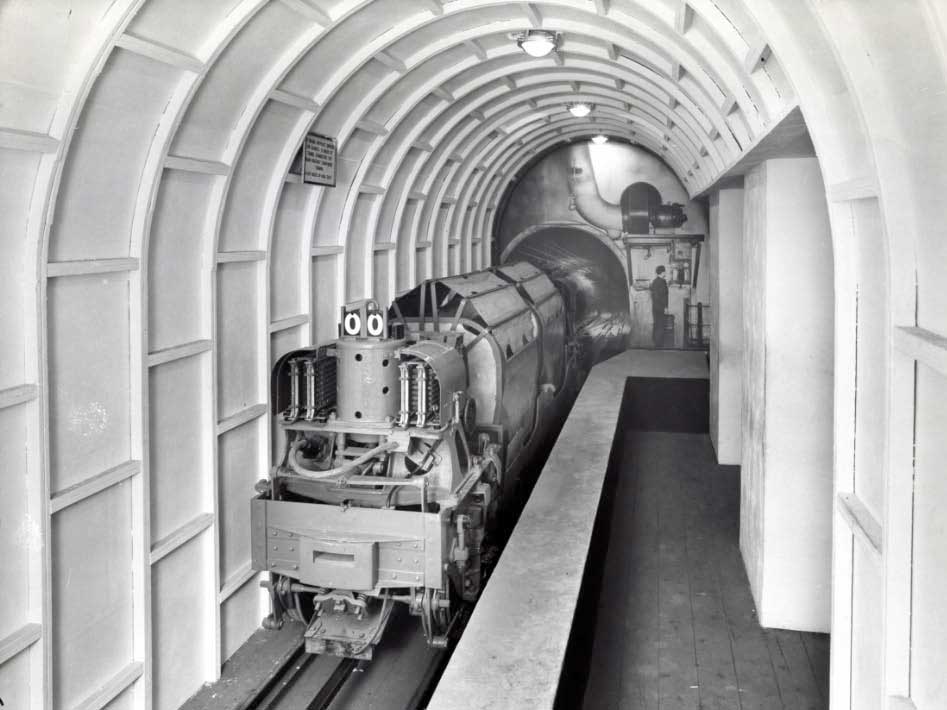 The GPO on Display, 1937 | The Postal Museum